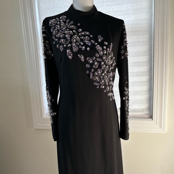 T&Y Senti Embellished Long Sleeve Maxi Dress in Black - Picture 9 of 11